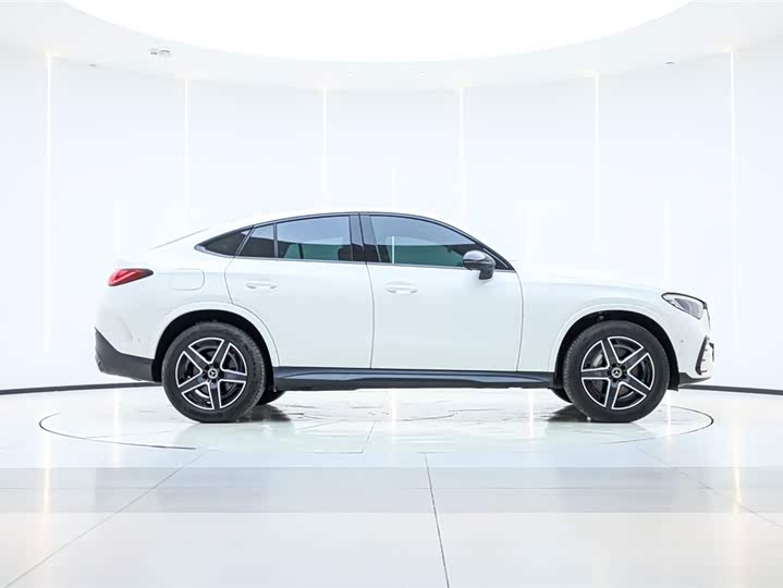Фото 4 - Mercedes-Benz GLC-Class Coupe