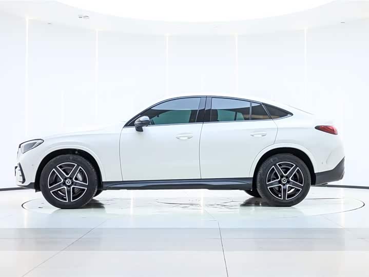 Фото 8 - Mercedes-Benz GLC-Class Coupe