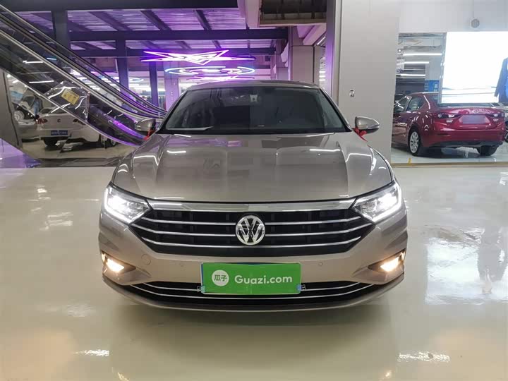 Фото 3 - Volkswagen Sagitar L