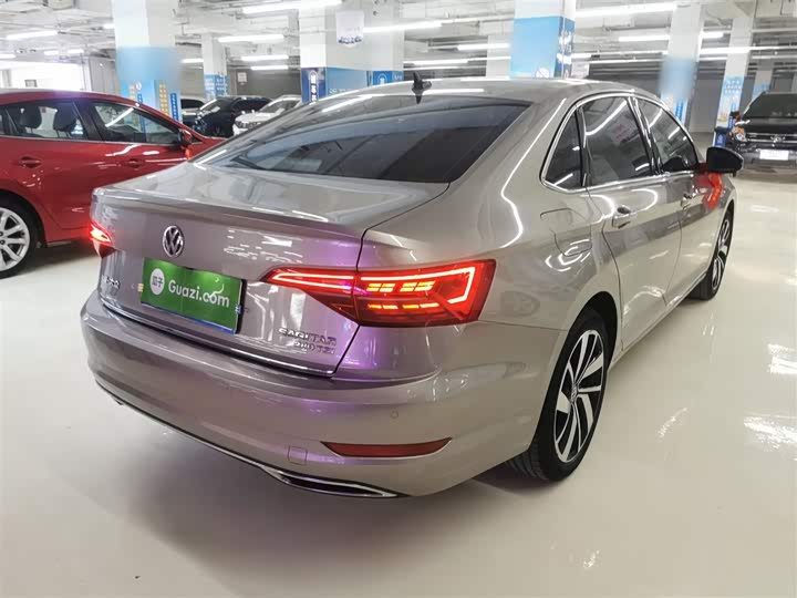 Фото 7 - Volkswagen Sagitar L