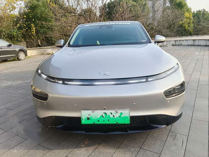 Фото 2 - XPeng P7