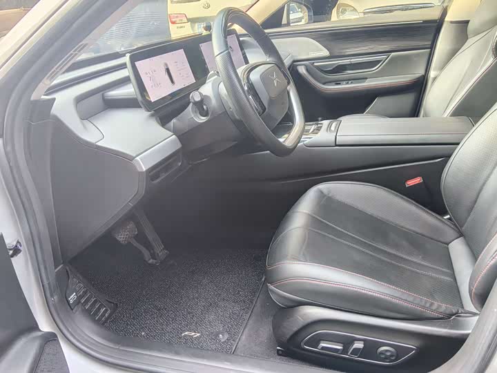 Фото 7 - XPeng P7