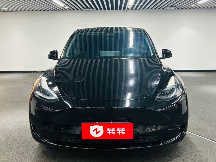 Фото 2 - Tesla Model Y
