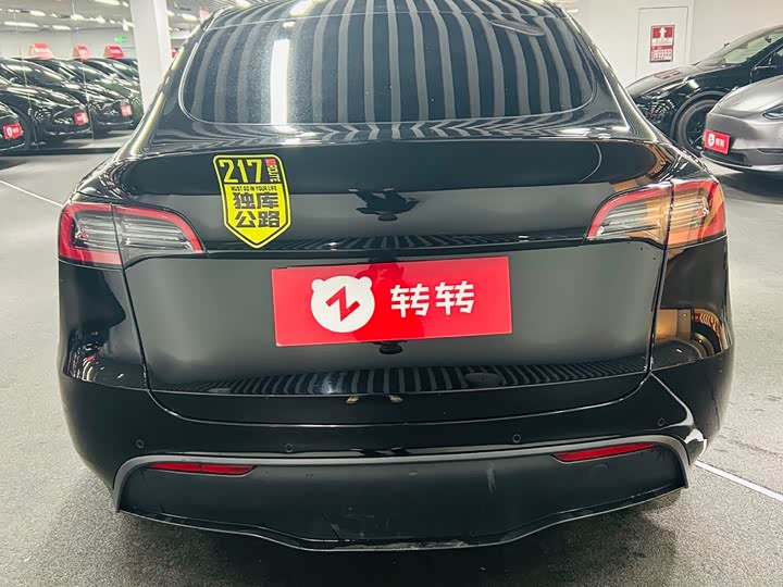 Фото 5 - Tesla Model Y