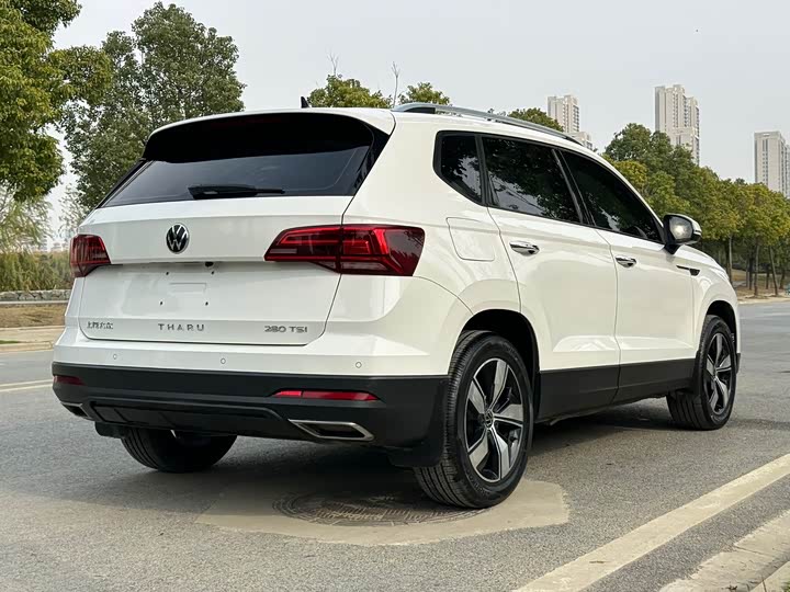 Фото 5 - Volkswagen Tharu