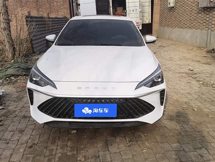 Фото 2 - Roewe i5