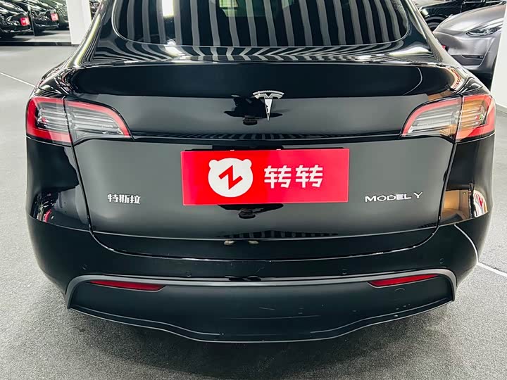 Фото 5 - Tesla Model Y