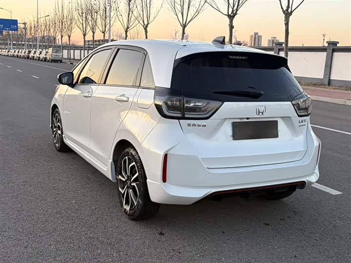 Фото 6 - Honda Life