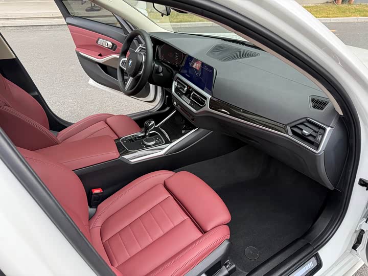 Фото 9 - BMW 3 Series