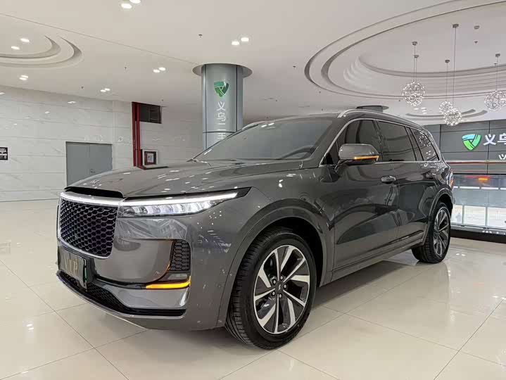 Фото 2 - LiXiang One