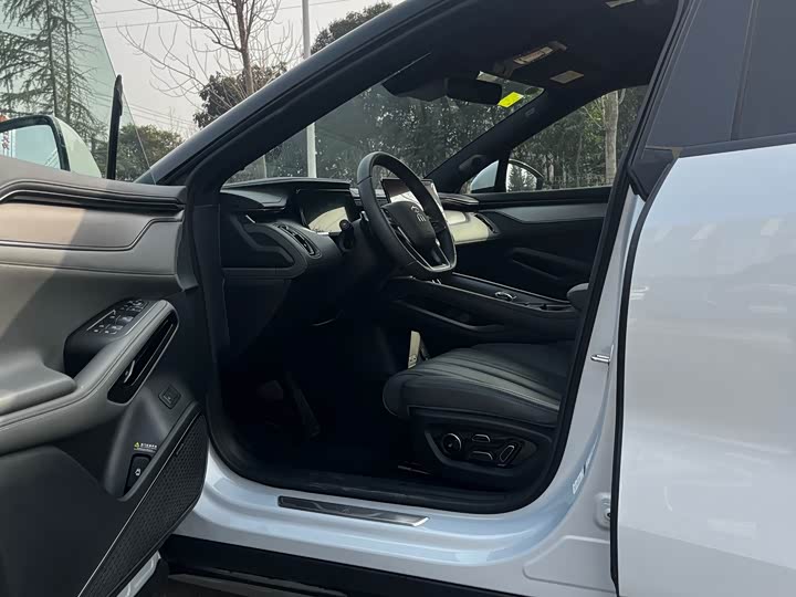 Фото 6 - BYD Song L