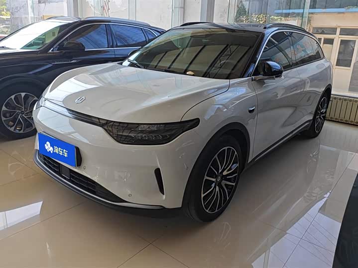 Фото 1 - Leapmotor C11