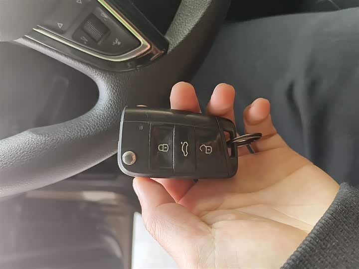 Фото 9 - Skoda Karoq