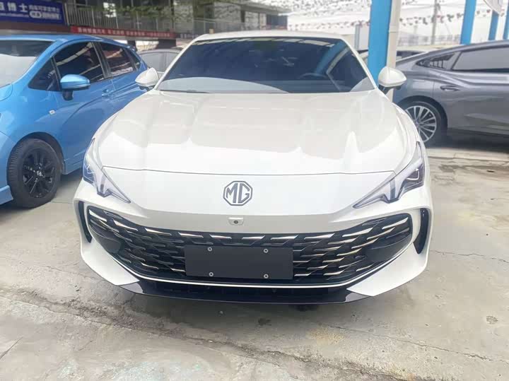 Фото 1 - MG Motor 7