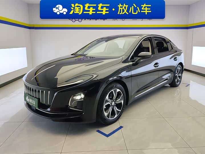 Фото 1 - Hongqi E-QM5