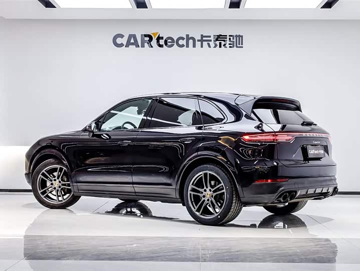 Фото 3 - Porsche Cayenne