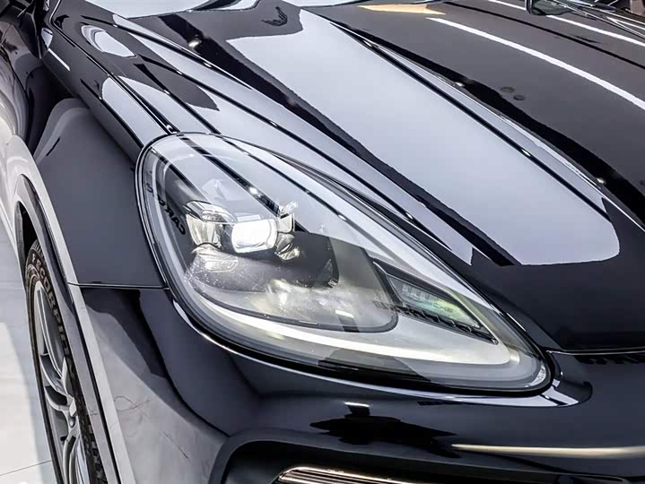 Фото 4 - Porsche Cayenne