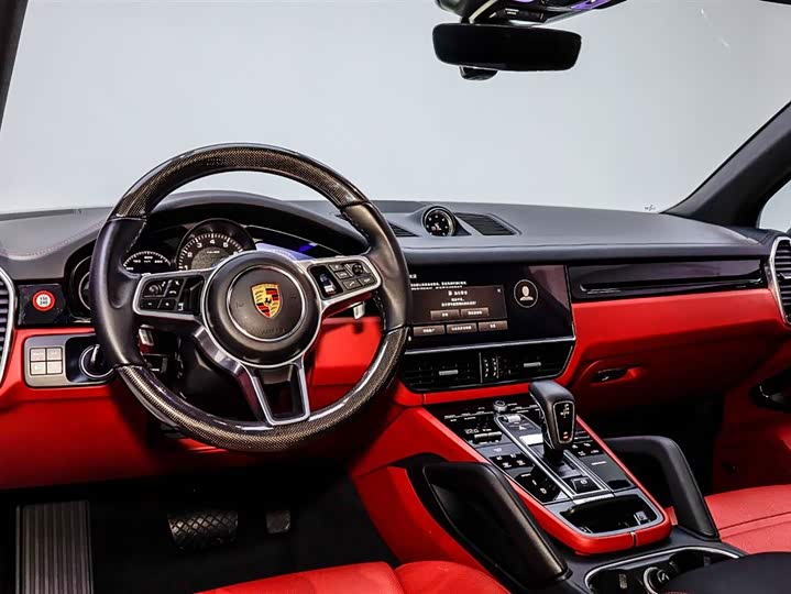 Фото 8 - Porsche Cayenne