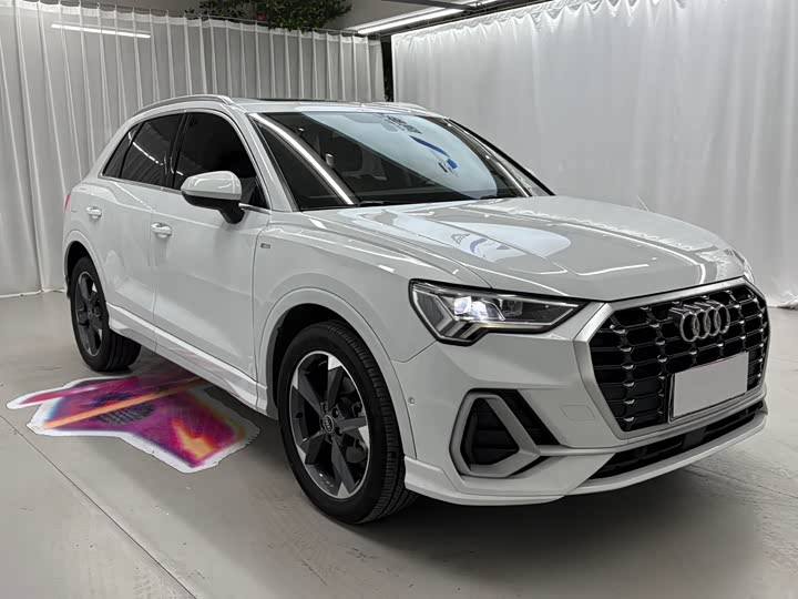 Фото 3 - Audi Q3