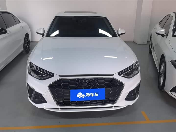 Фото 2 - Audi A4L