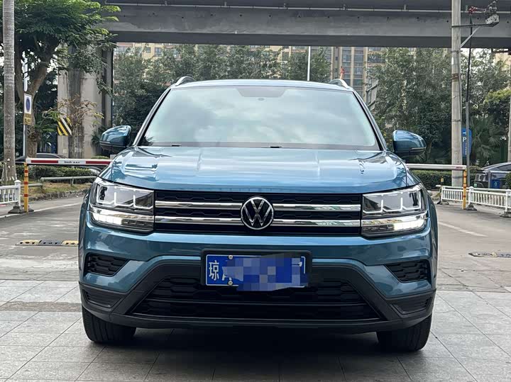 Фото 2 - Volkswagen Tharu