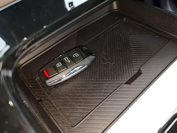 Фото 9 - Haval H6