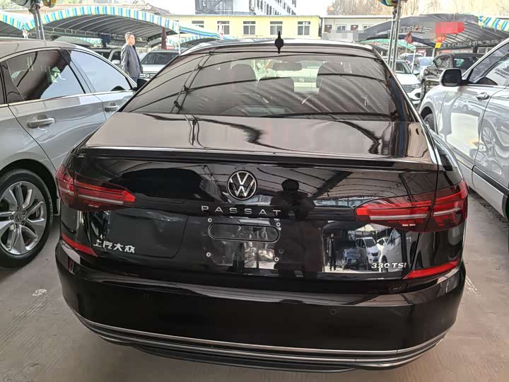 Фото 5 - Volkswagen Passat