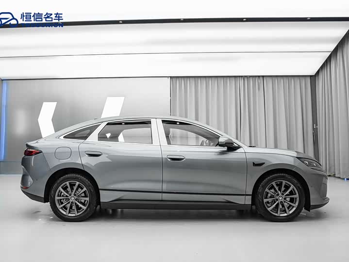 Фото 8 - BYD Qin L