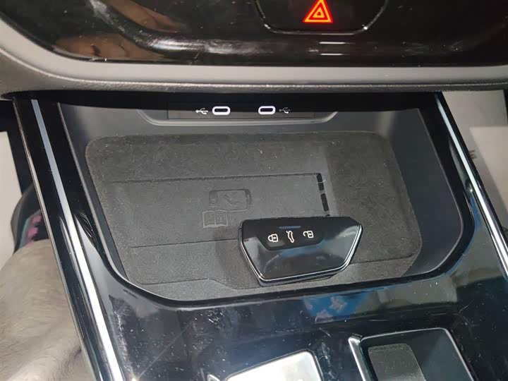 Фото 9 - Volkswagen Lamando L