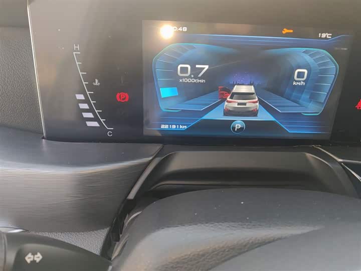 Фото 5 - Bestune T77