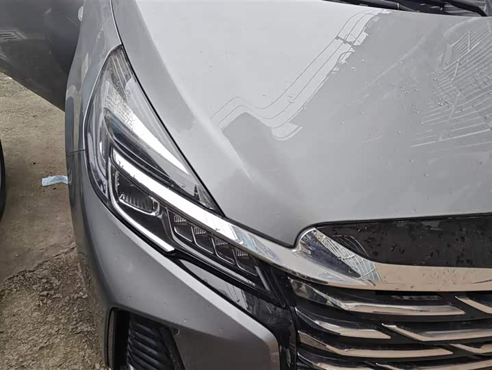 Фото 5 - Buick GL8 ES