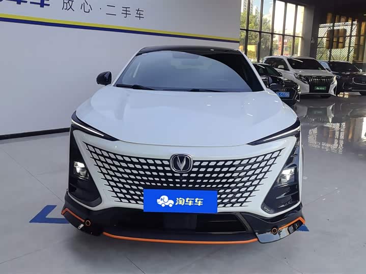 Фото 2 - Changan UNI-T