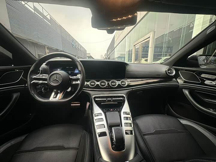 Фото 5 - Mercedes-Benz AMG GT