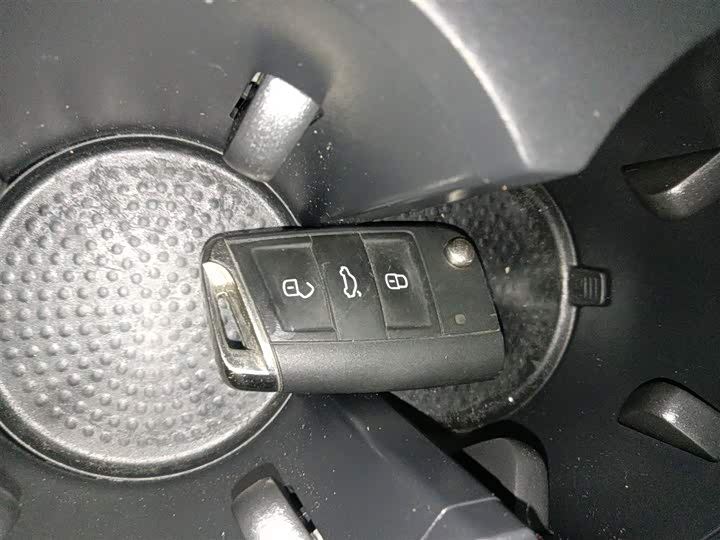 Фото 9 - Volkswagen Tayron