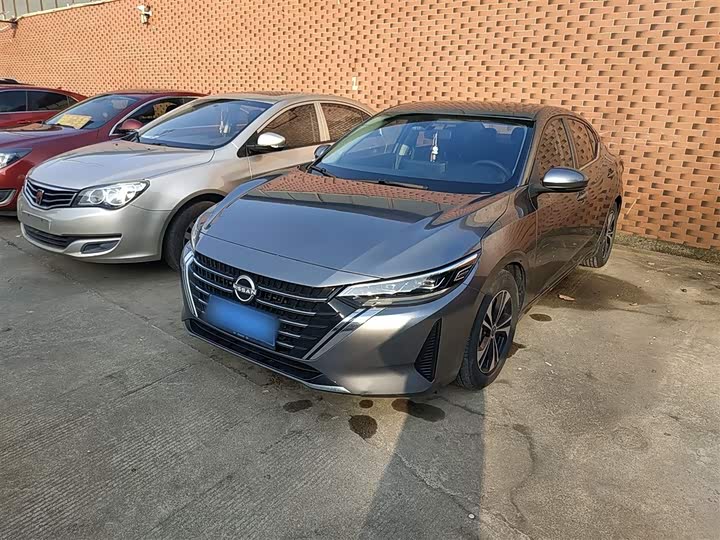 Фото 2 - Nissan Sylphy