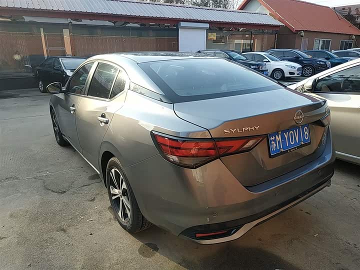 Фото 5 - Nissan Sylphy