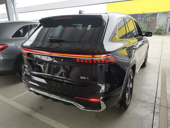 Фото 7 - Geely Monjaro