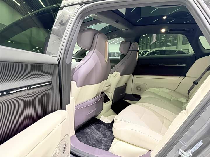 Фото 7 - Avatr 12