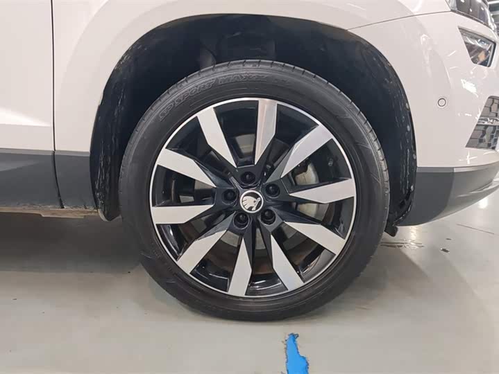 Фото 6 - Skoda Karoq