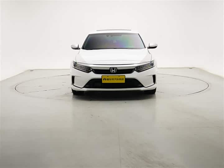 Фото 3 - Honda Inspire