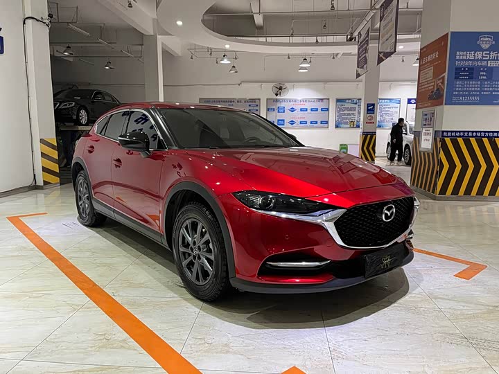 Фото 3 - Mazda CX-4