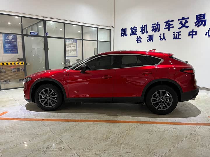 Фото 7 - Mazda CX-4