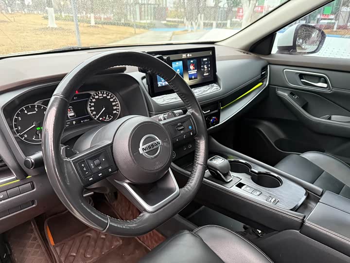 Фото 9 - Nissan X-Trail