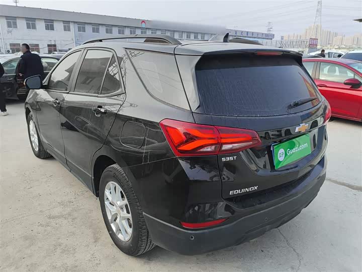 Фото 5 - Chevrolet Equinox