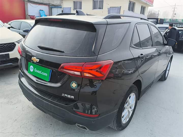 Фото 7 - Chevrolet Equinox