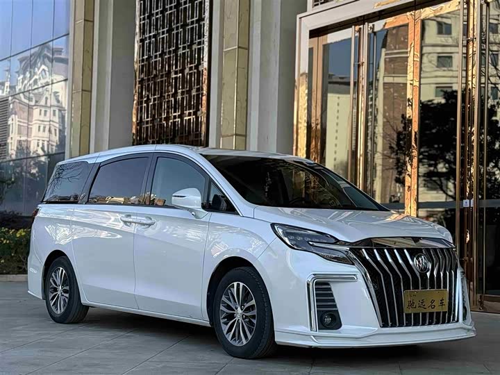 Фото 3 - Buick GL8 ES