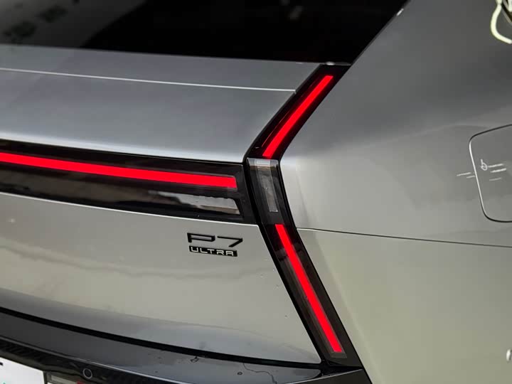 Фото 9 - XPeng P7