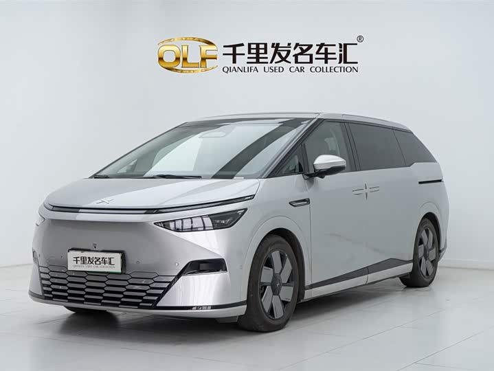 Фото 1 - XPeng X9