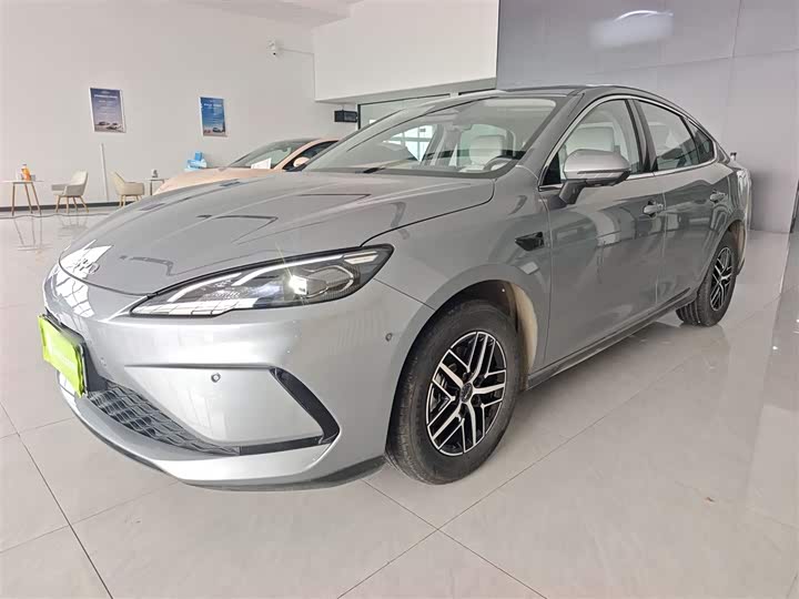 Фото 1 - BYD Seal 05 DM-i Hybrid