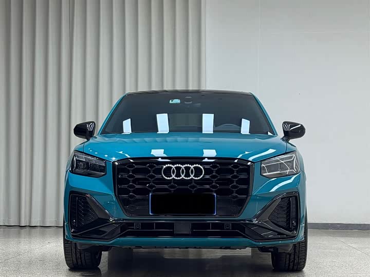 Фото 2 - Audi Q2L